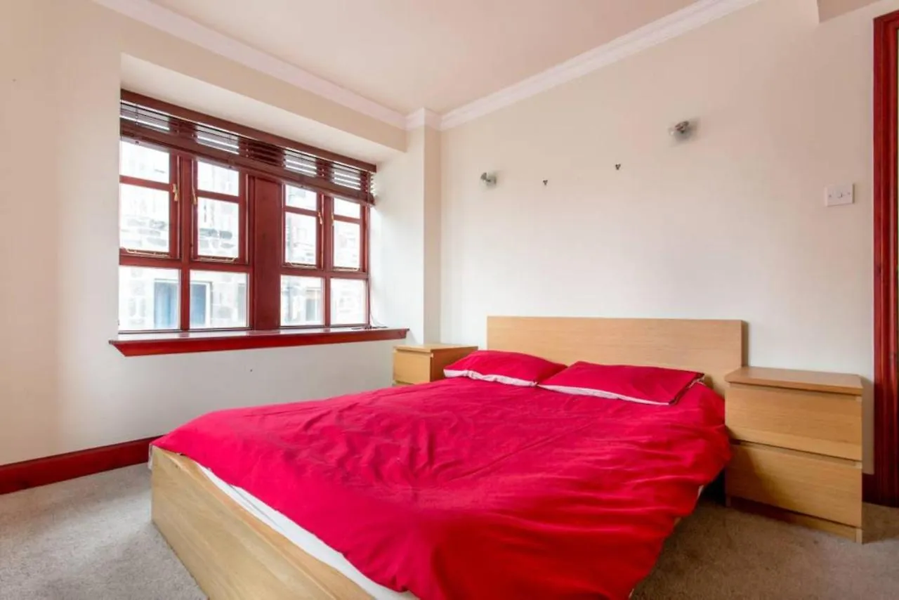 2 Bedroom Apartment By Leith'S Shore Édimbourg
