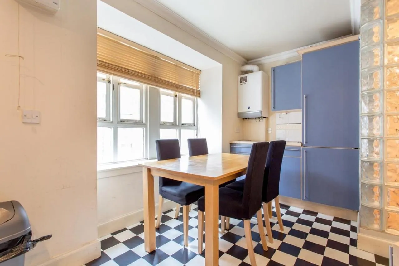2 Bedroom Apartment By Leith'S Shore Edinburgh 0*,  Velká Británie